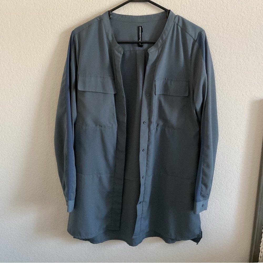 Walter Baker Women’s Gray Polyester Button Down Blouse- Small
